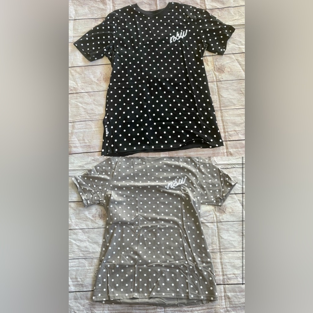 Nike men’s medium short sleeve polka dots black grey white t-shirts bundle set